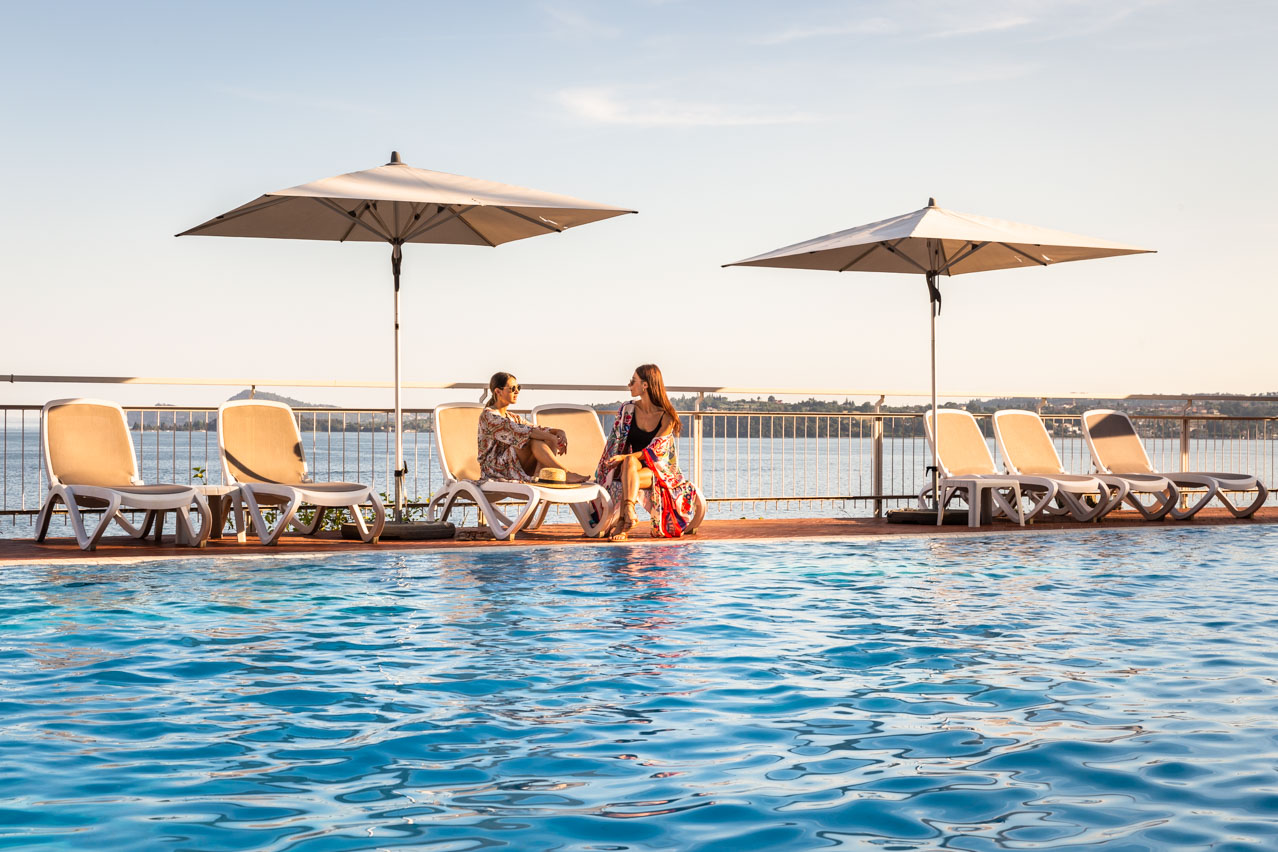 Hotel with swimming pool in Gardone Riviera on Lake Garda